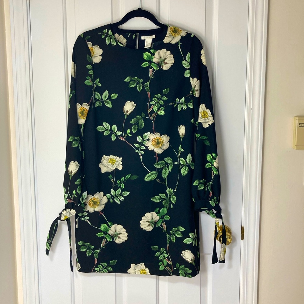 H&M Long Sleeve Floral Minidress